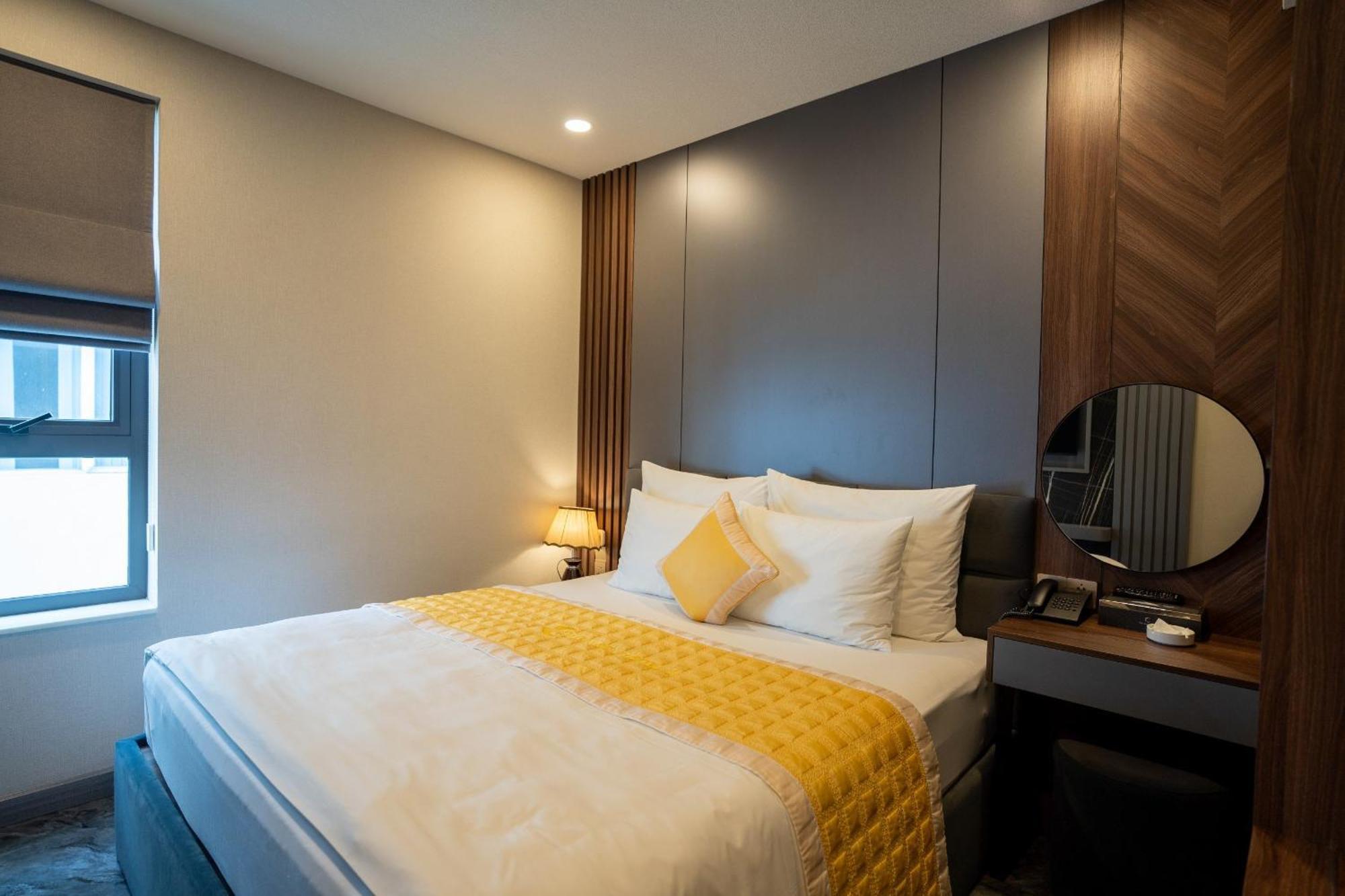 Hotel The Moon 2 Hotel Ho Chi Minh City