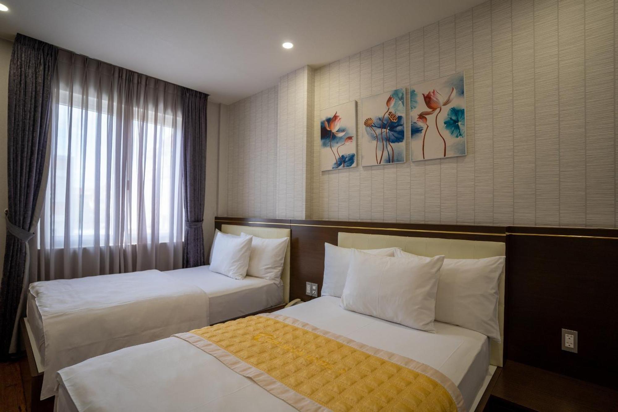 The Moon 2 Hotel Hotel 2*