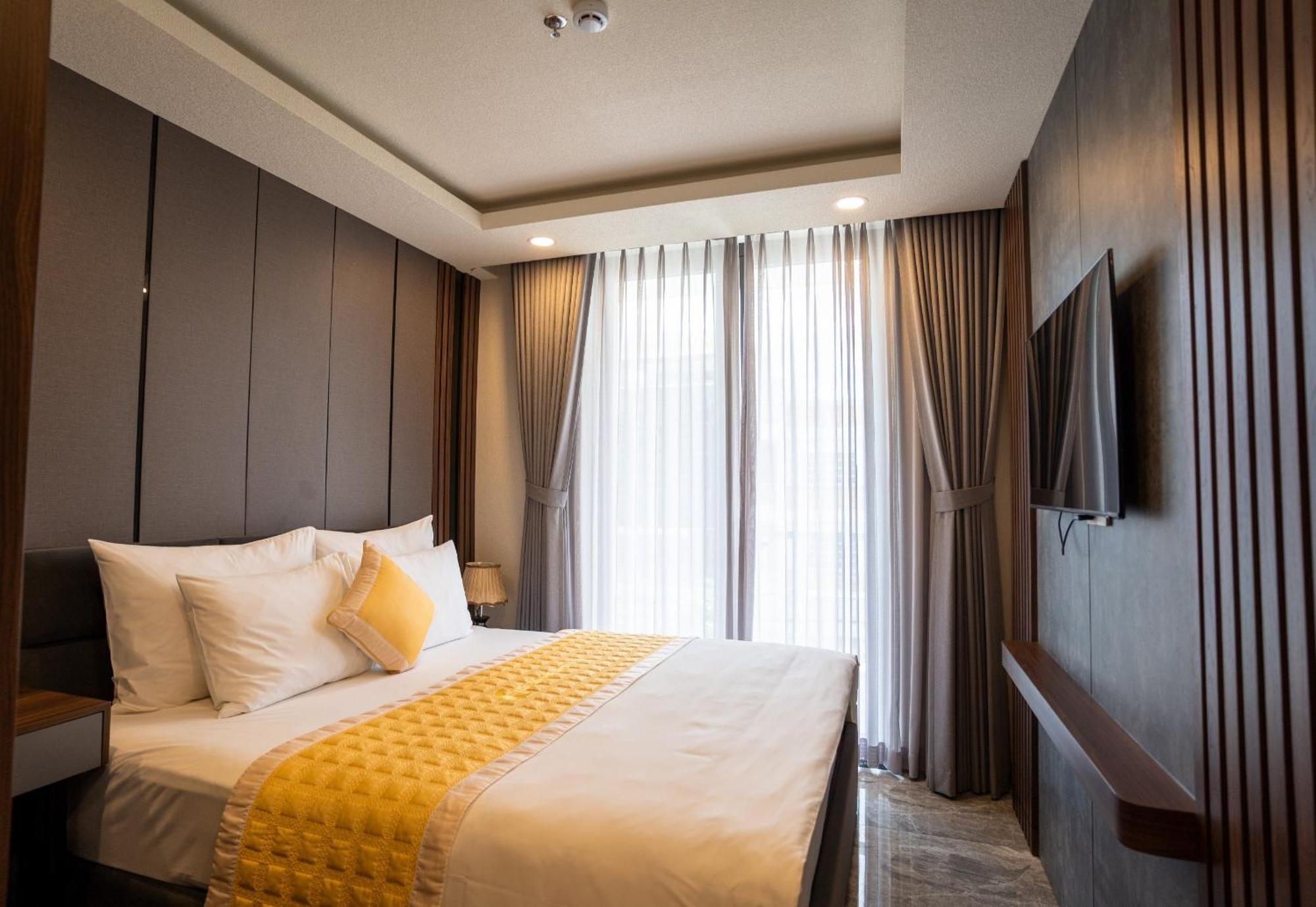 The Moon 2 Hotel 2* Ho Chi Minh City