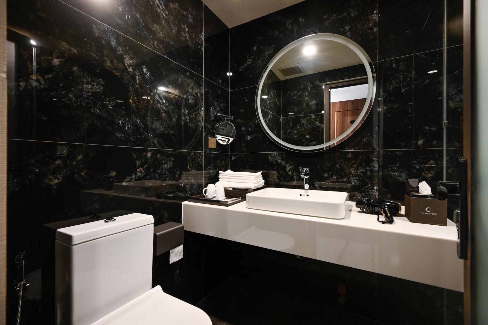 Hotel The Moon 2 Hotel Ho Chi Minh City